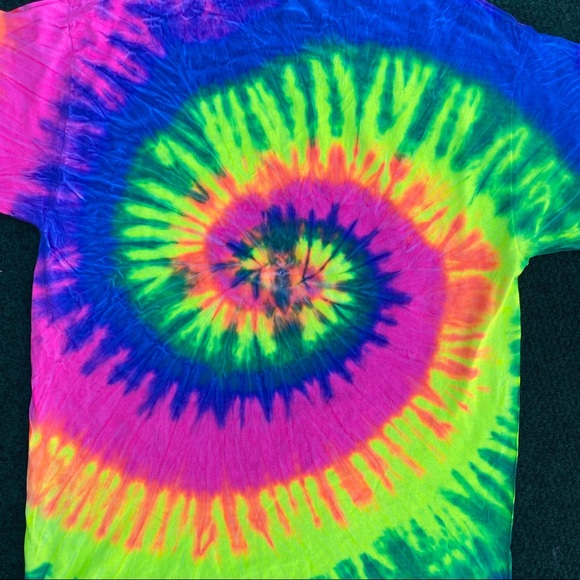 Saturn Tie Dye T-Shirts - Picture 7 of 14